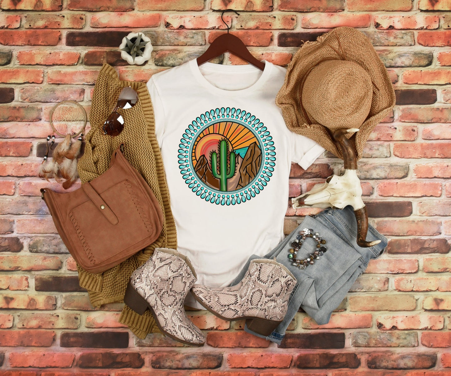 Turquoise frame Desert Drawing Tee